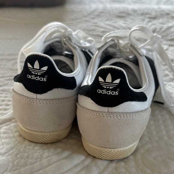 Adidas Classic Japan White and Black Trainers women’s - Picture 4 of 5